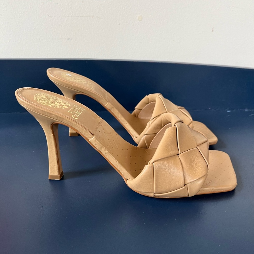 NWOT Vince Camuto braided heels